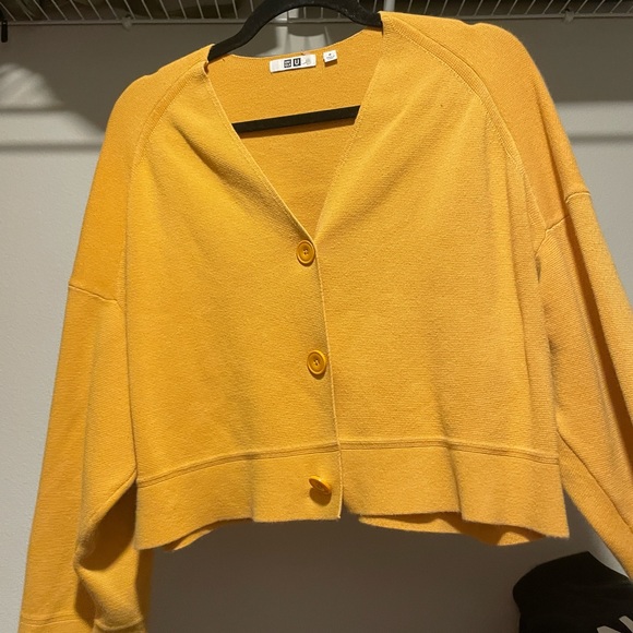Uniqlo Yellow Button-Down Cardigan (Size Medium) - Picture 1 of 4